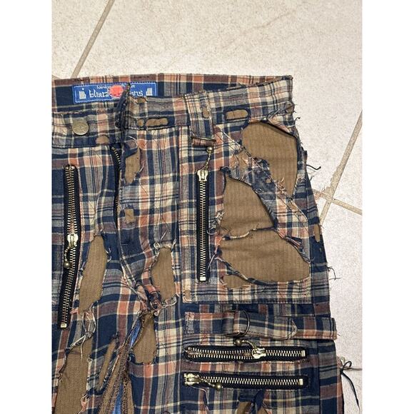 Blackmeans Shredded boro patchwork plaid cropped cargo denim - Picture 6 of 14